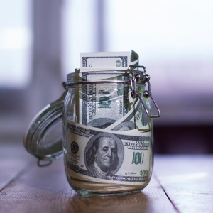 Задорнов назвал условия для укрепления доллара до 85 рублей