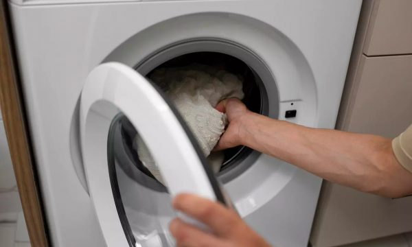 Эти вещи нельзя стирать в машинке. Загляните в список